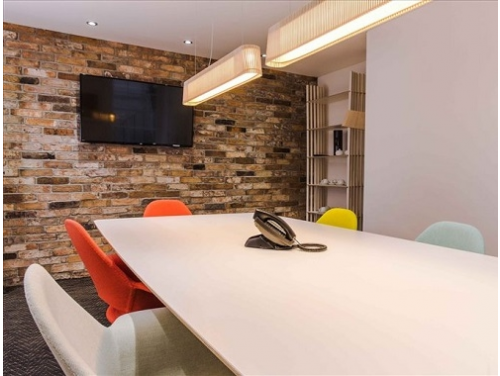 Serviced offices in London Meeting Room